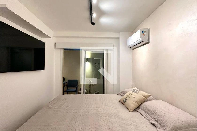 Furnished apartment, 42 m², with a home office — photo 7