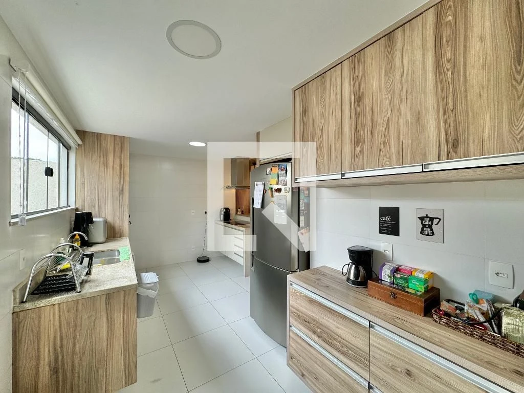 138 m² house with a home office and a walk-in closet — photo 21