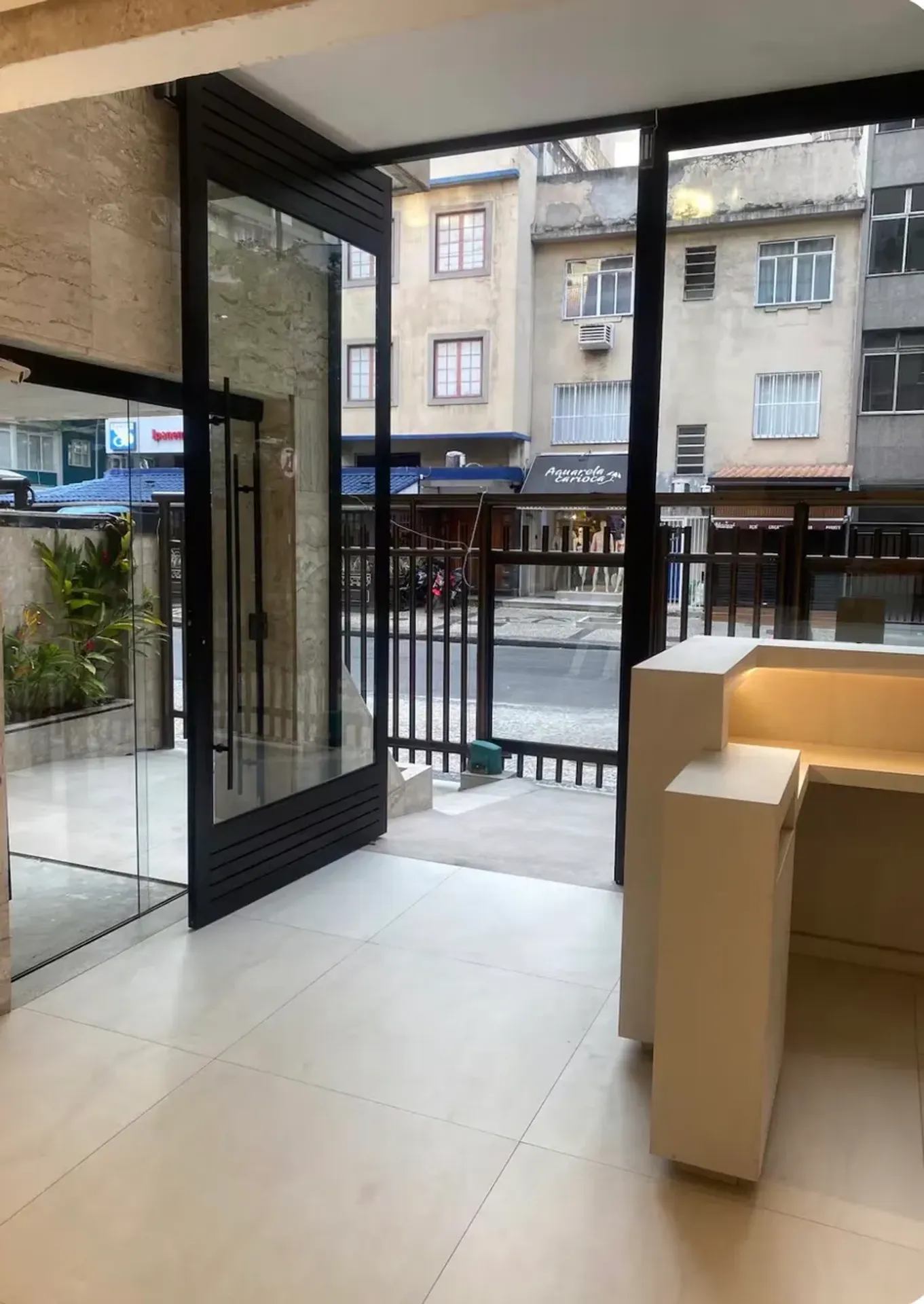 Робоче місце та 1 спальня: квартира 49 м² — photo 12