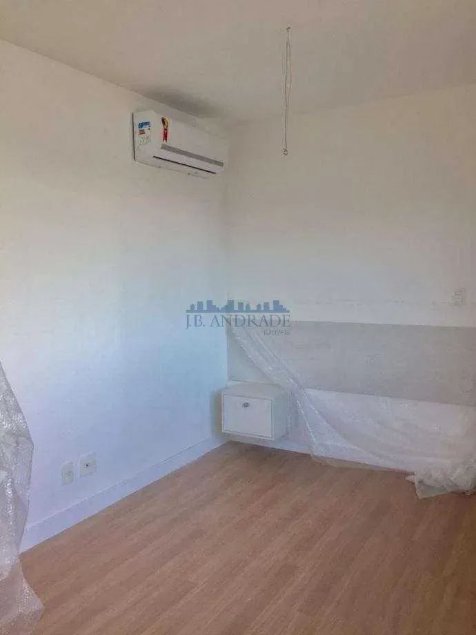 320 m² apartment with a walk-in closet and a mountain view — photo 33