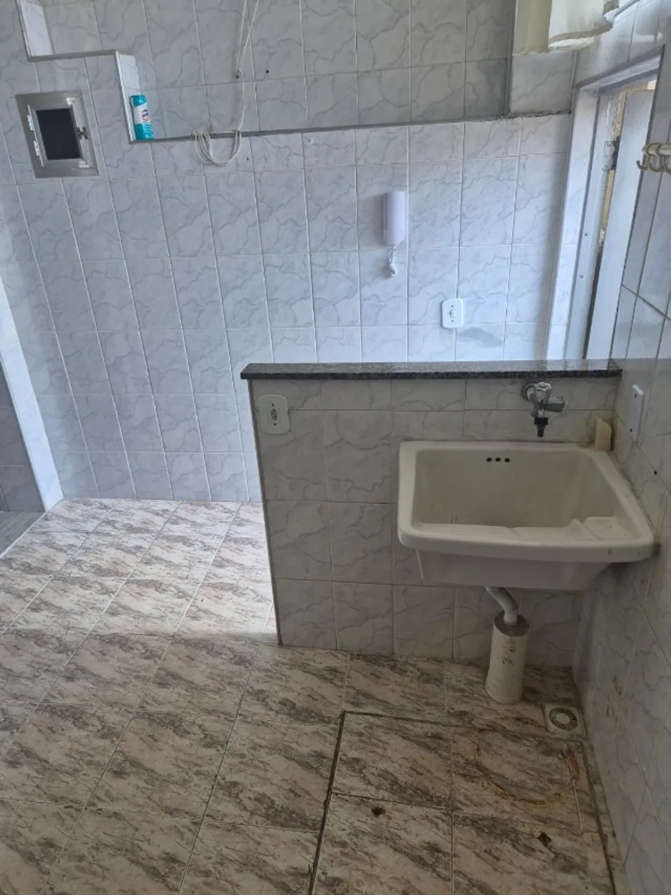 Unfurnished house with 1 bedroom and separate kitchen — photo 3
