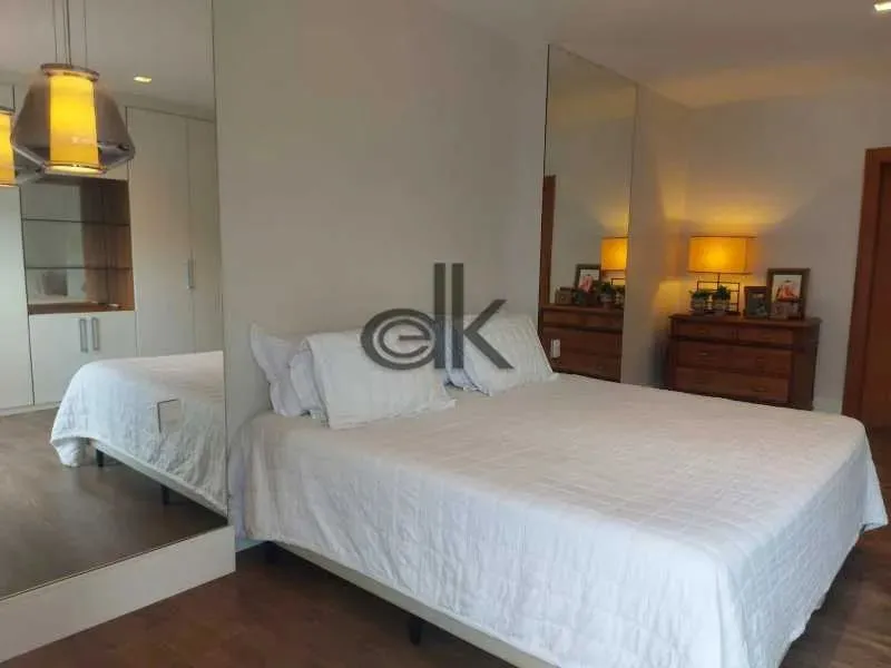 Apartamento mobiliado com cozinha integrada e 385 m² — photo 10