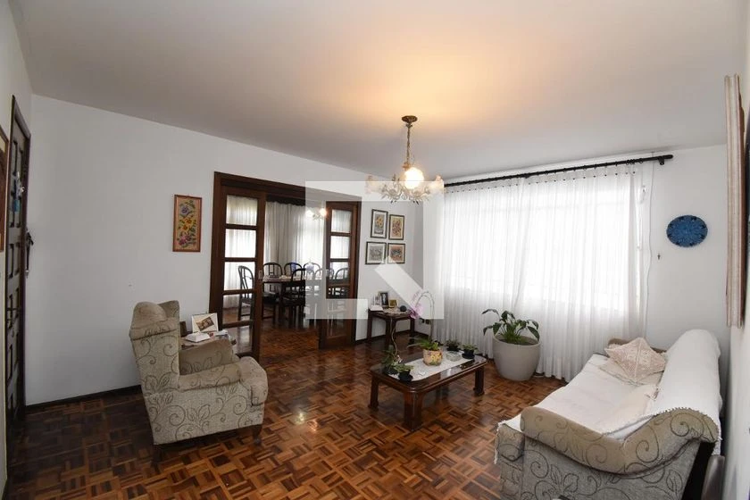 House with 2 bedrooms and a private garden — photo 2