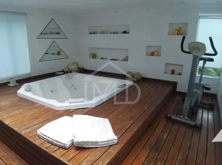 Casa térrea com 5 quartos e cozinha integrada moderna — photo 4