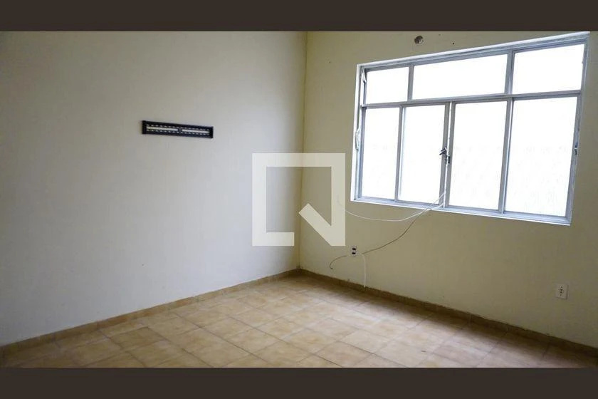 Rental house with 3 bedrooms, 480 m² and 2 parking spots — photo 6