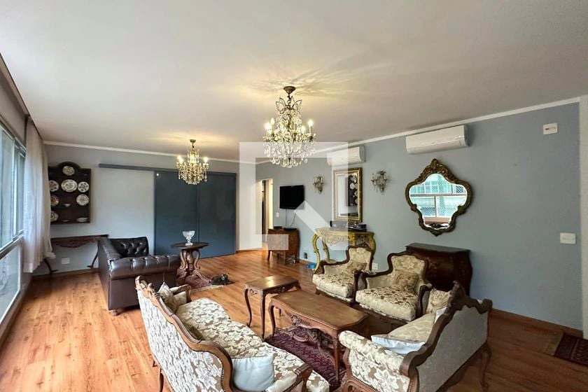 214 m² apartment with 4 bedrooms and 2 parking spaces — photo 2