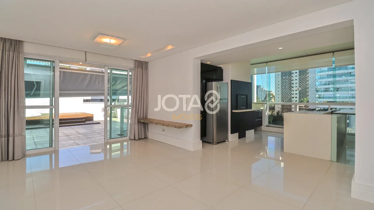 Furnished 3-bedroom apartment with a private BBQ