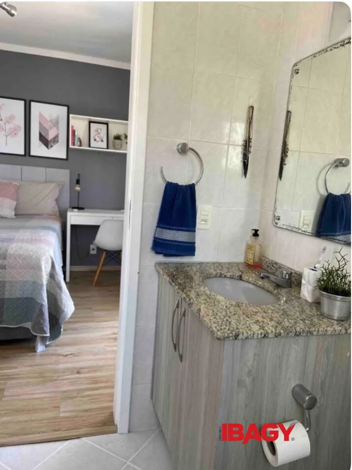 Furnished 100 m² apartment with 3 bedrooms and parking — photo 9