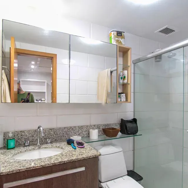 Furnished apartment, 105 m², with a glass-enclosed balcony — photo 21