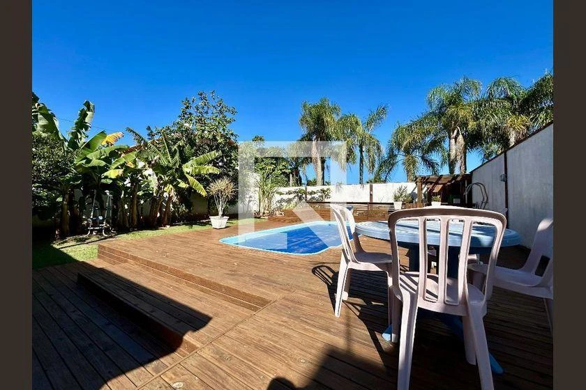 Furnished 284 m² house with 4 bedrooms and balcony — photo 49