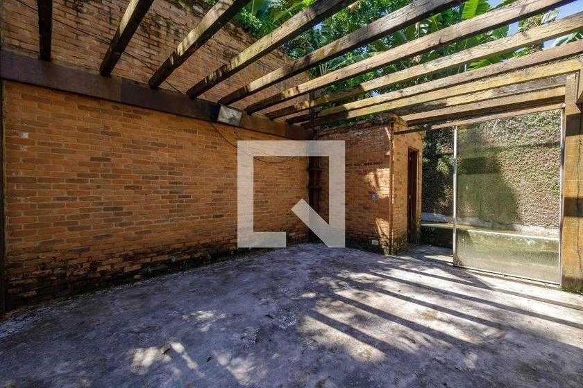 Casa para locação com 5 quartos, 902 m² e 6 vagas — photo 37