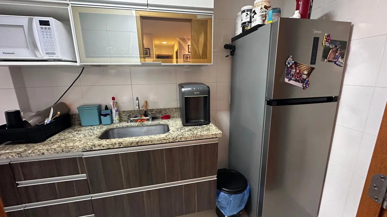 Apartamento semimobiliado com cozinha fechada e 2 vagas — photo 5