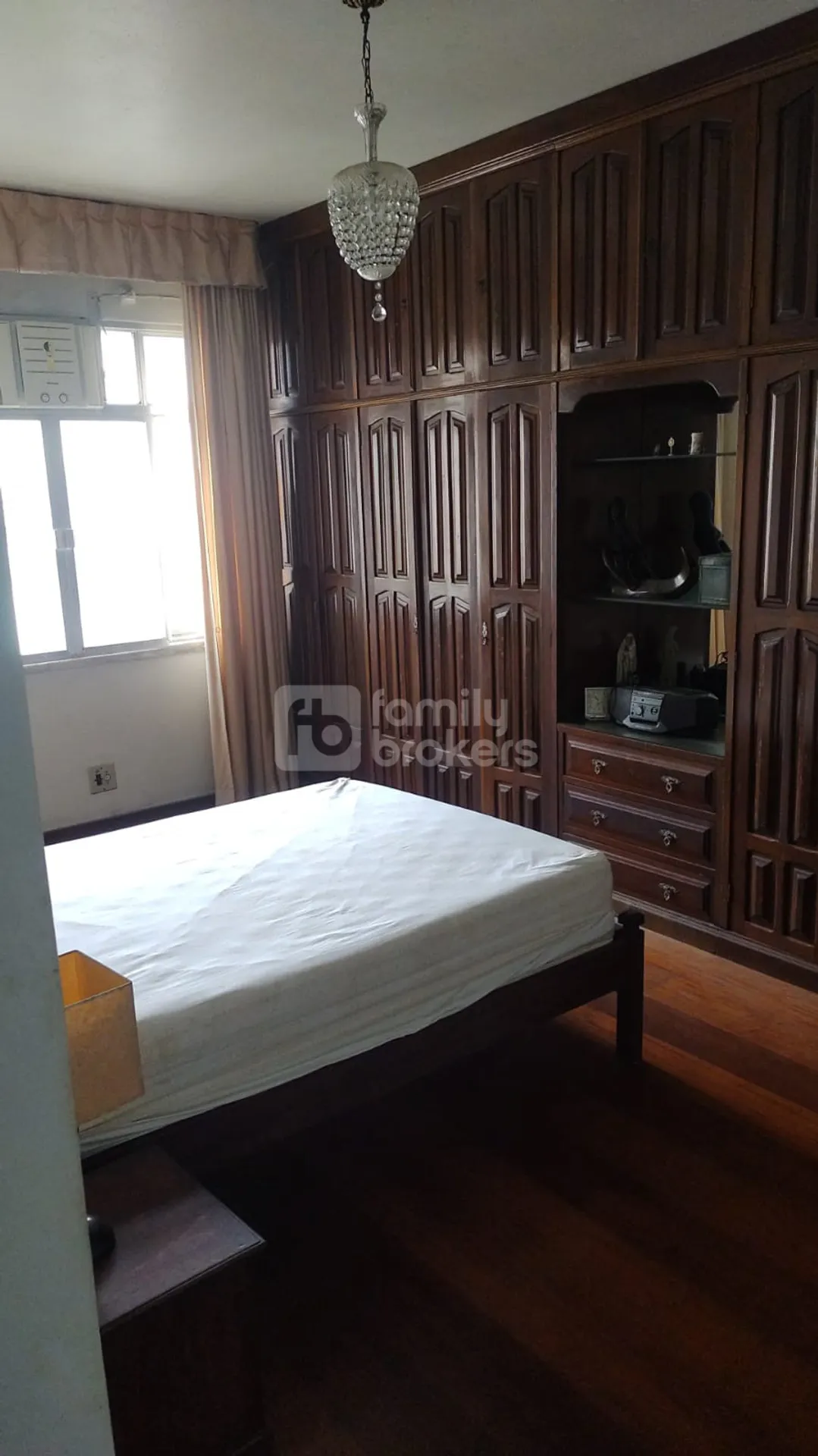 Furnished 3-bedroom apartment with 140 m² — photo 20