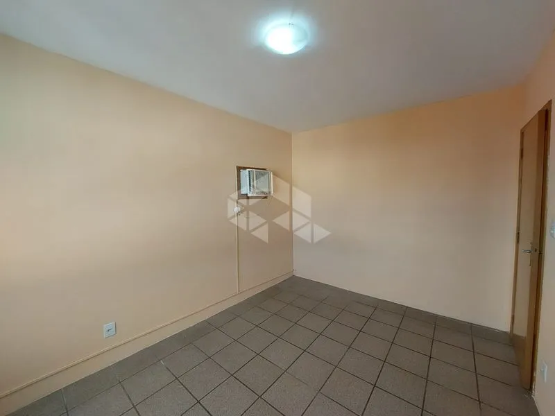 Home office in a 2-bedroom apartment, 63 m² — photo 13