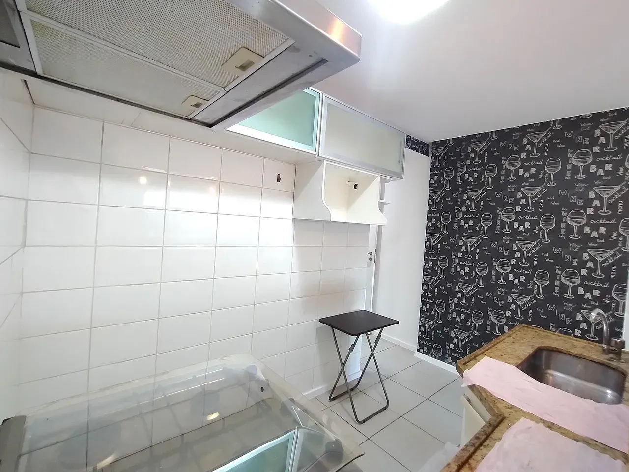 1-bedroom apartment with open-plan gas kitchen — photo 19