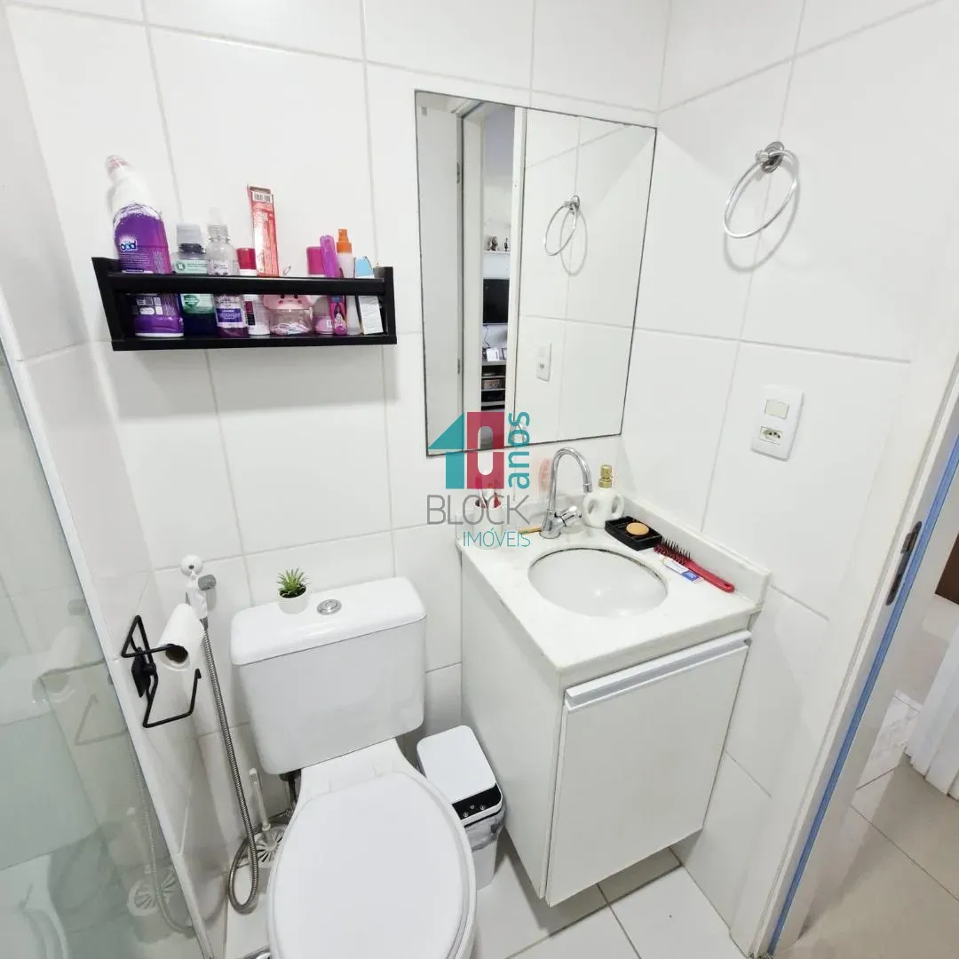 3-bedroom apartment in a building with a gym — photo 25