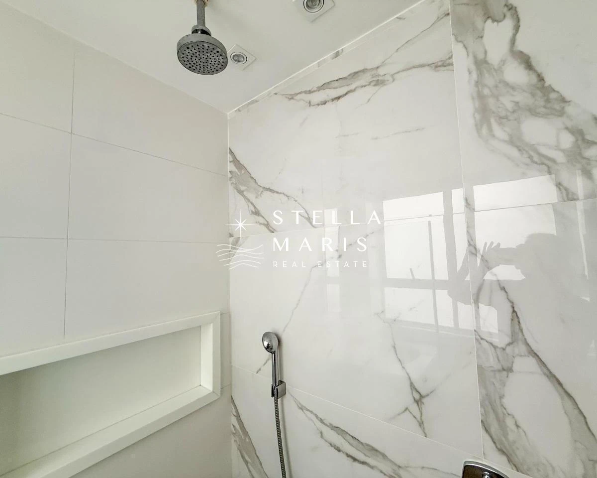 140 m² apartment with 3 en-suite bedrooms and no parking — photo 18