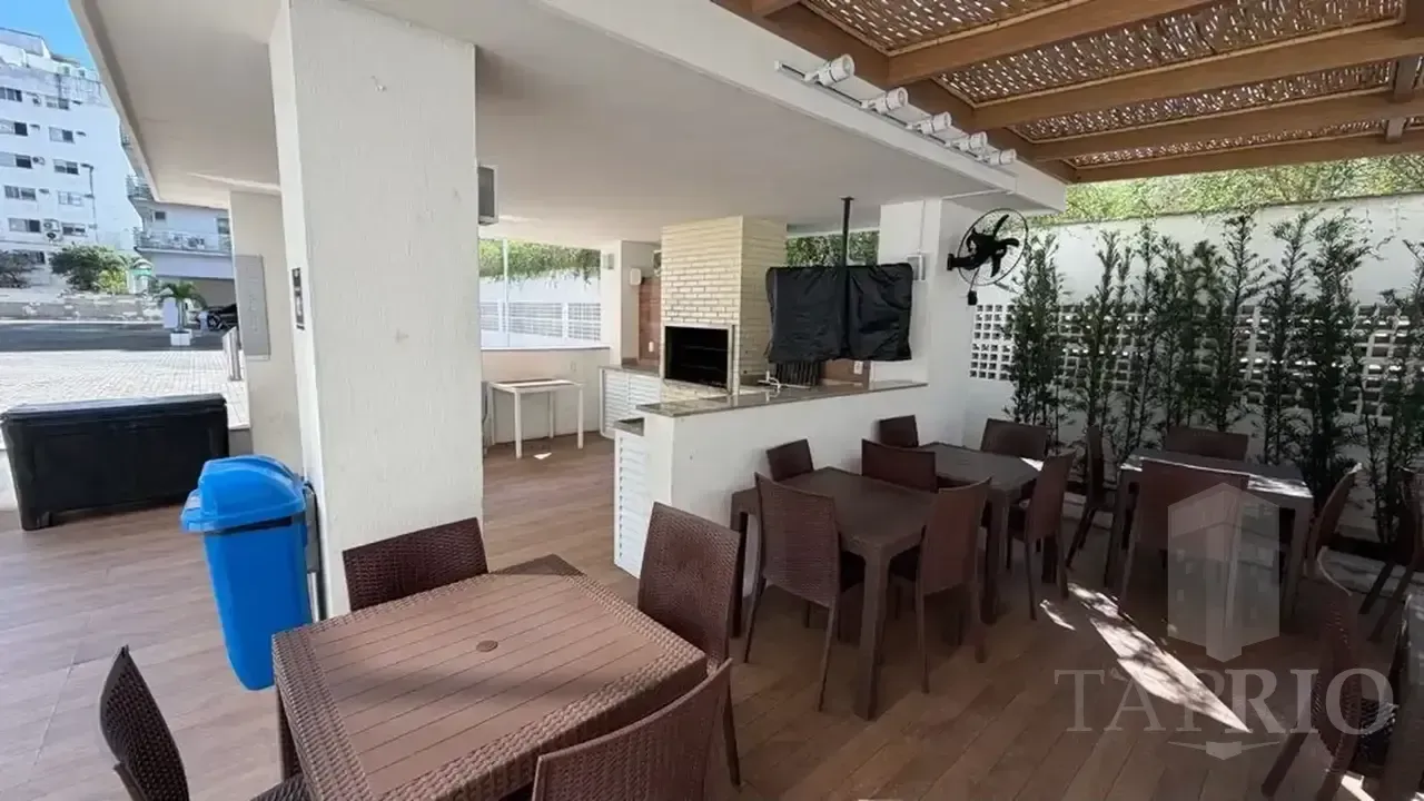 Furnished penthouse with 3 bedrooms and 3 baths — photo 52
