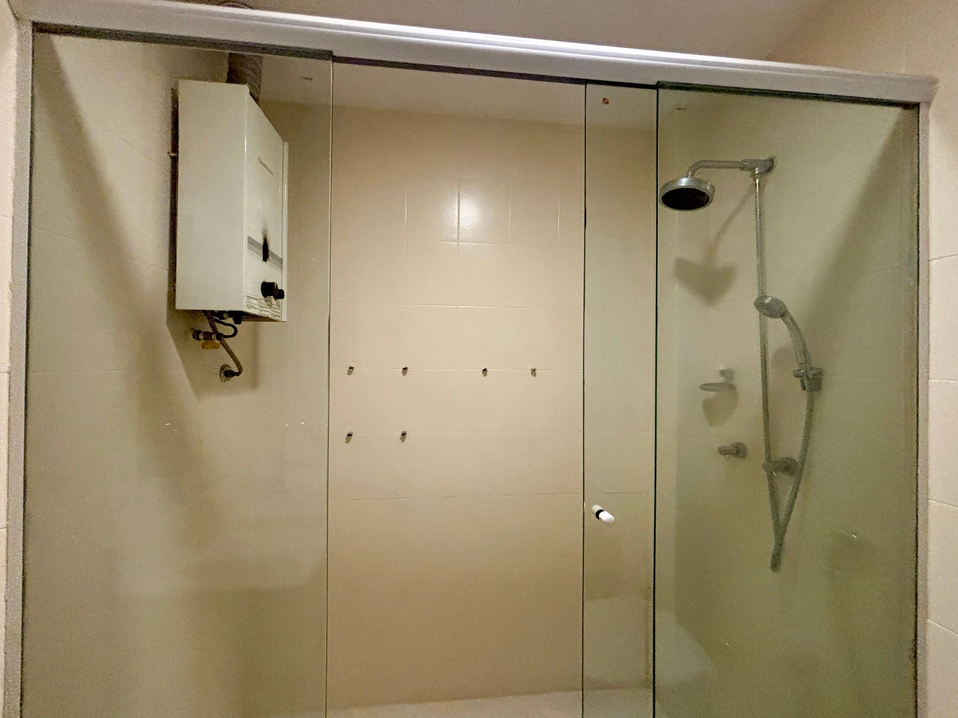 3-bedroom apartment with 2 bathrooms — photo 35