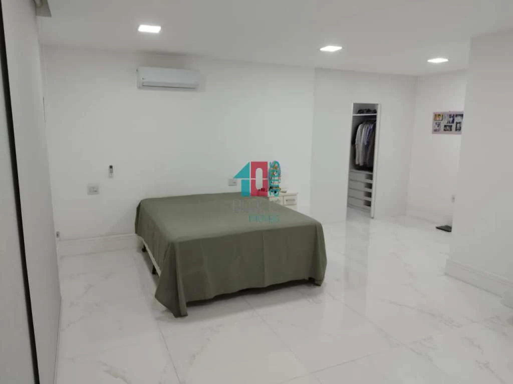 Condominium house with 6 bedrooms, 5 suites and 263 m² — photo 3