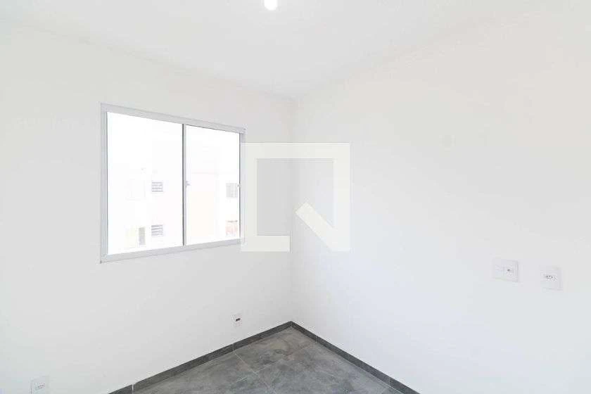 44 m² apartment with 2 bedrooms and a separate kitchen