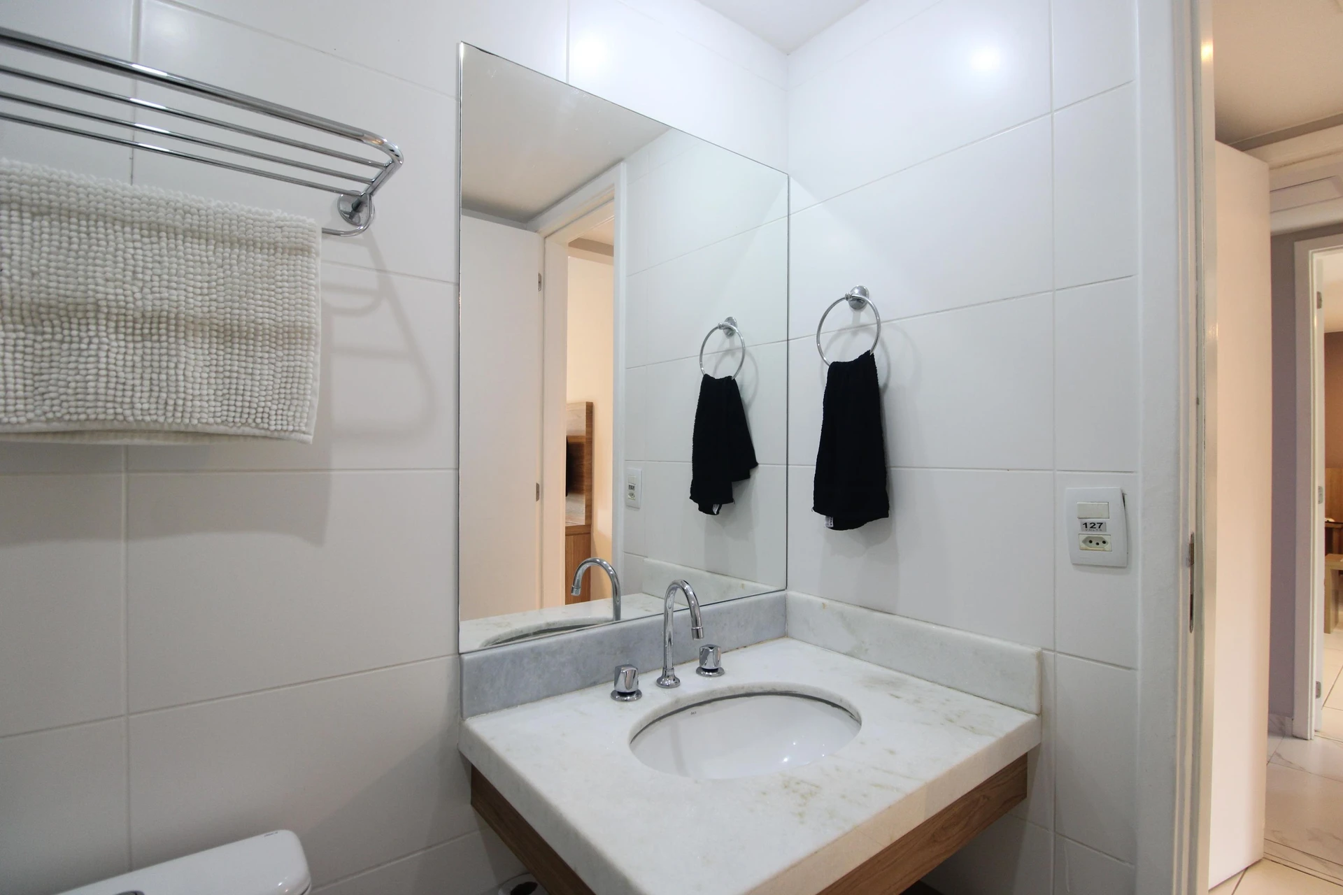 Студия 28 м² с рабочим местом и видом на горы — photo 23