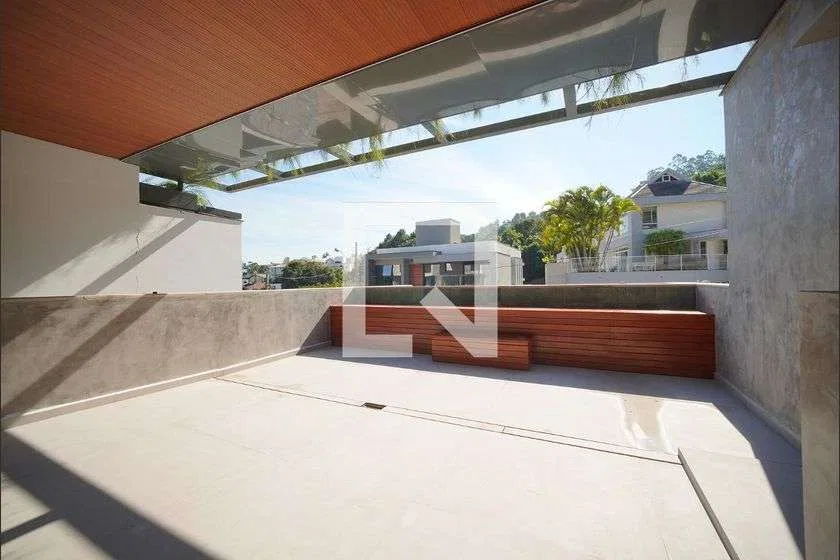House for rent with 3 en-suite bedrooms and 4 baths — photo 5