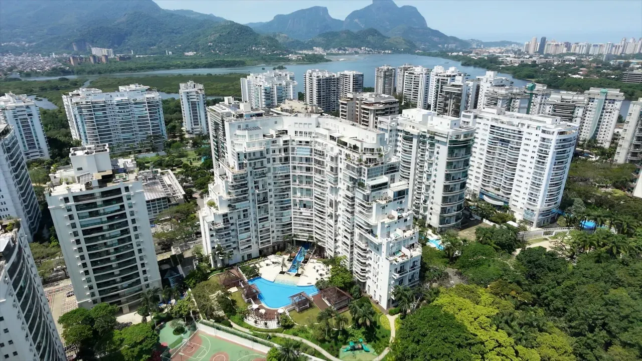 Water view in a one-bedroom apartment, 70 m² — photo 16