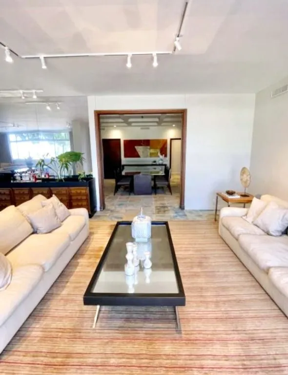 Ванна та 5 спалень: квартира 677 м² — photo 18