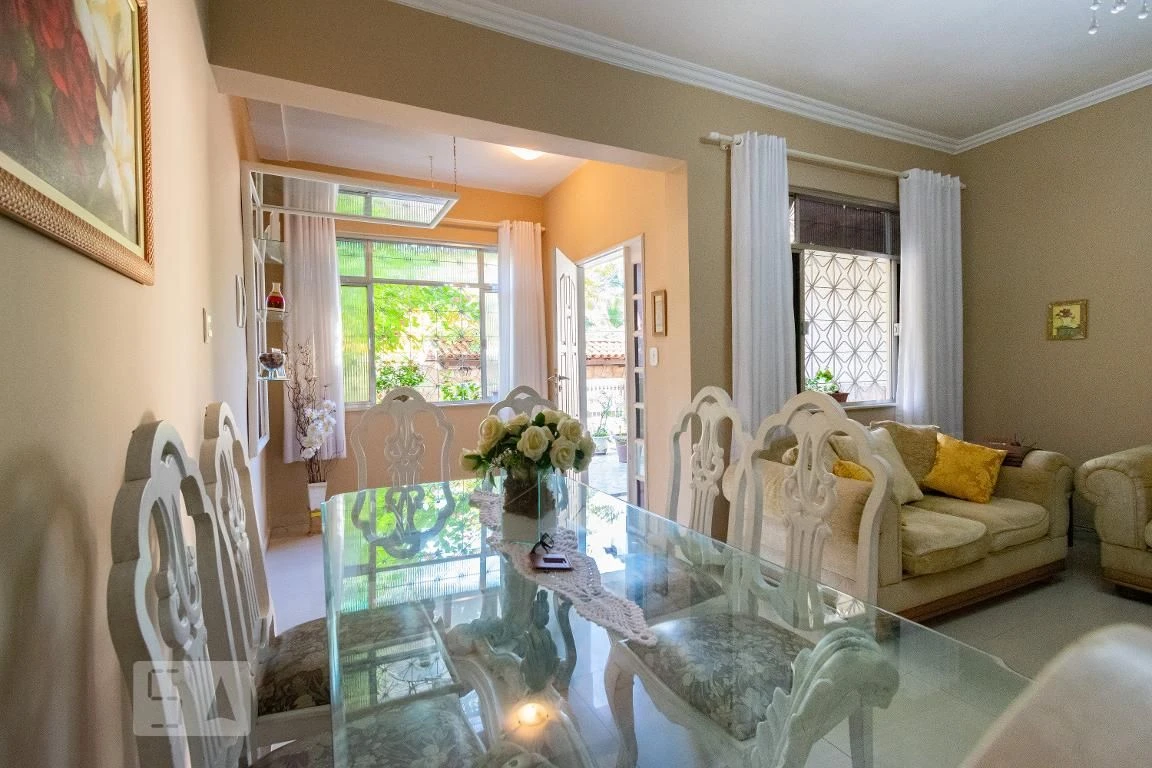 Furnished 4-bedroom house with private garden — photo 57