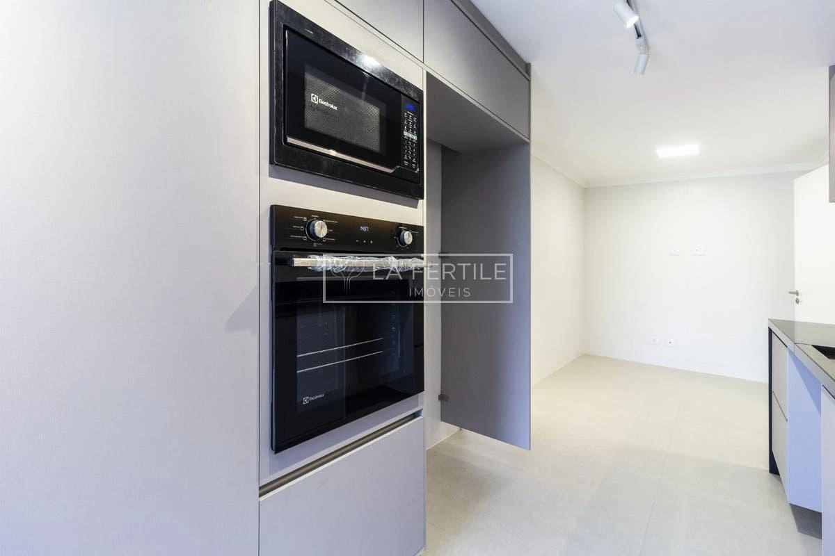 Apartment, 158 m², with a walk-in closet — photo 41