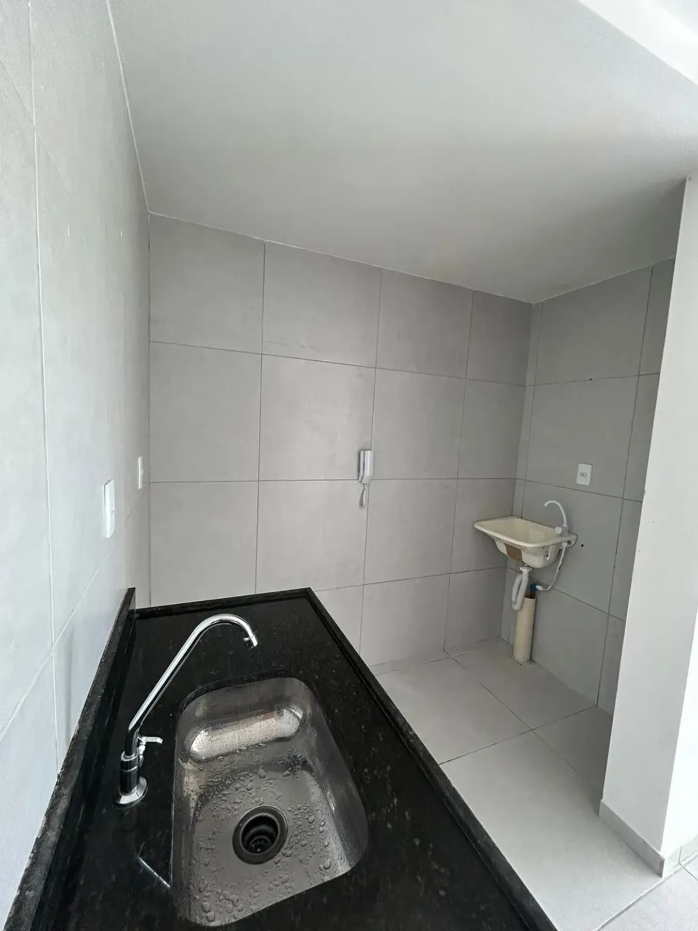 Квартира: 2 спальни, 1 со своей ванной, 52 м², Жуан-Песоа