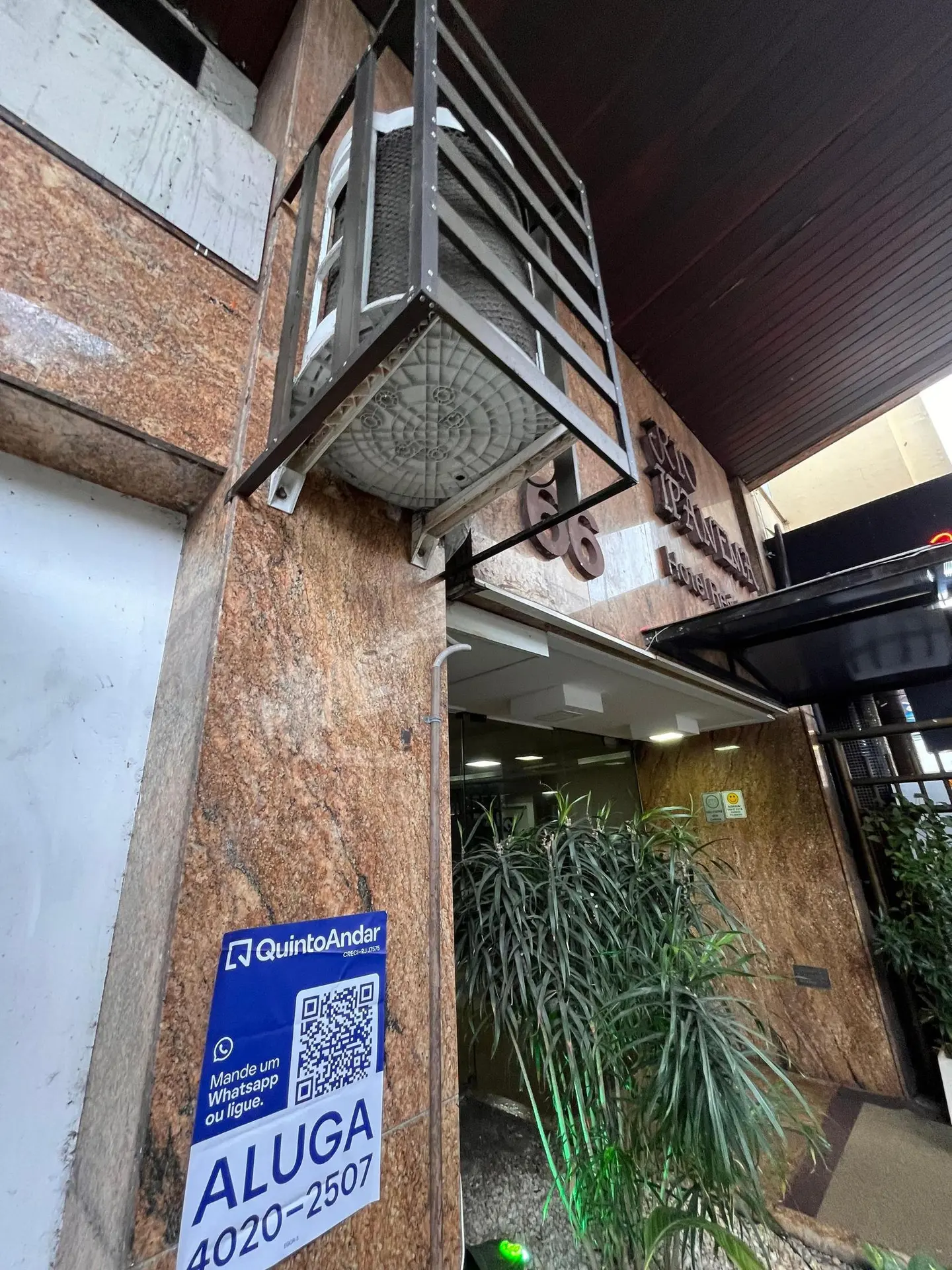 2-bedroom apartment with 1 bathroom and a balcony — photo 35