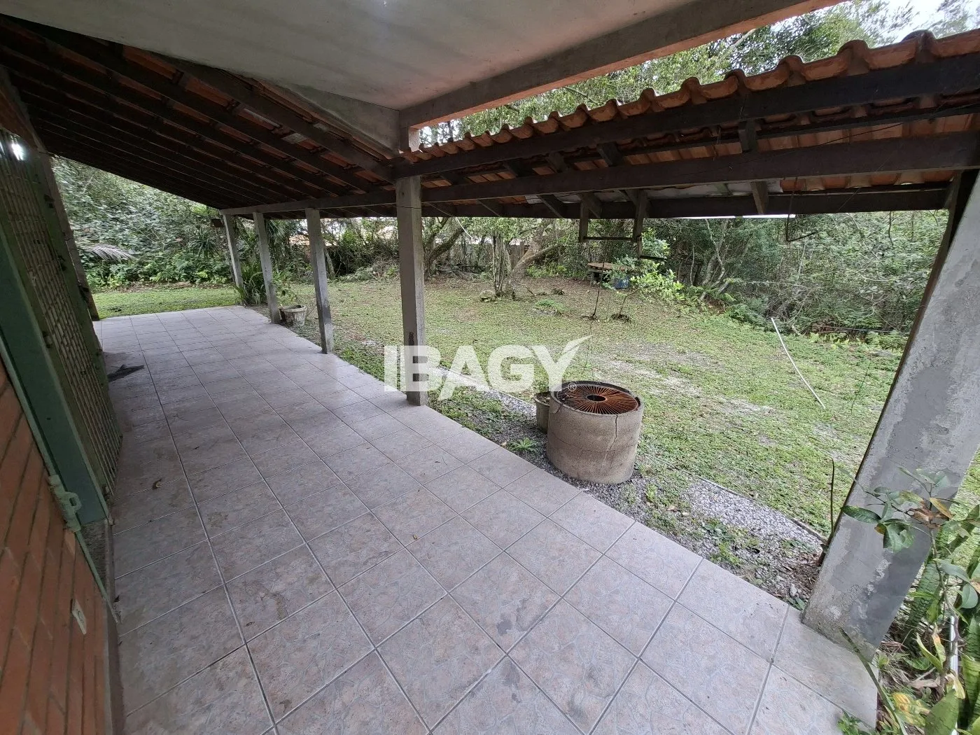 4-bedroom house with a mountain view — photo 38