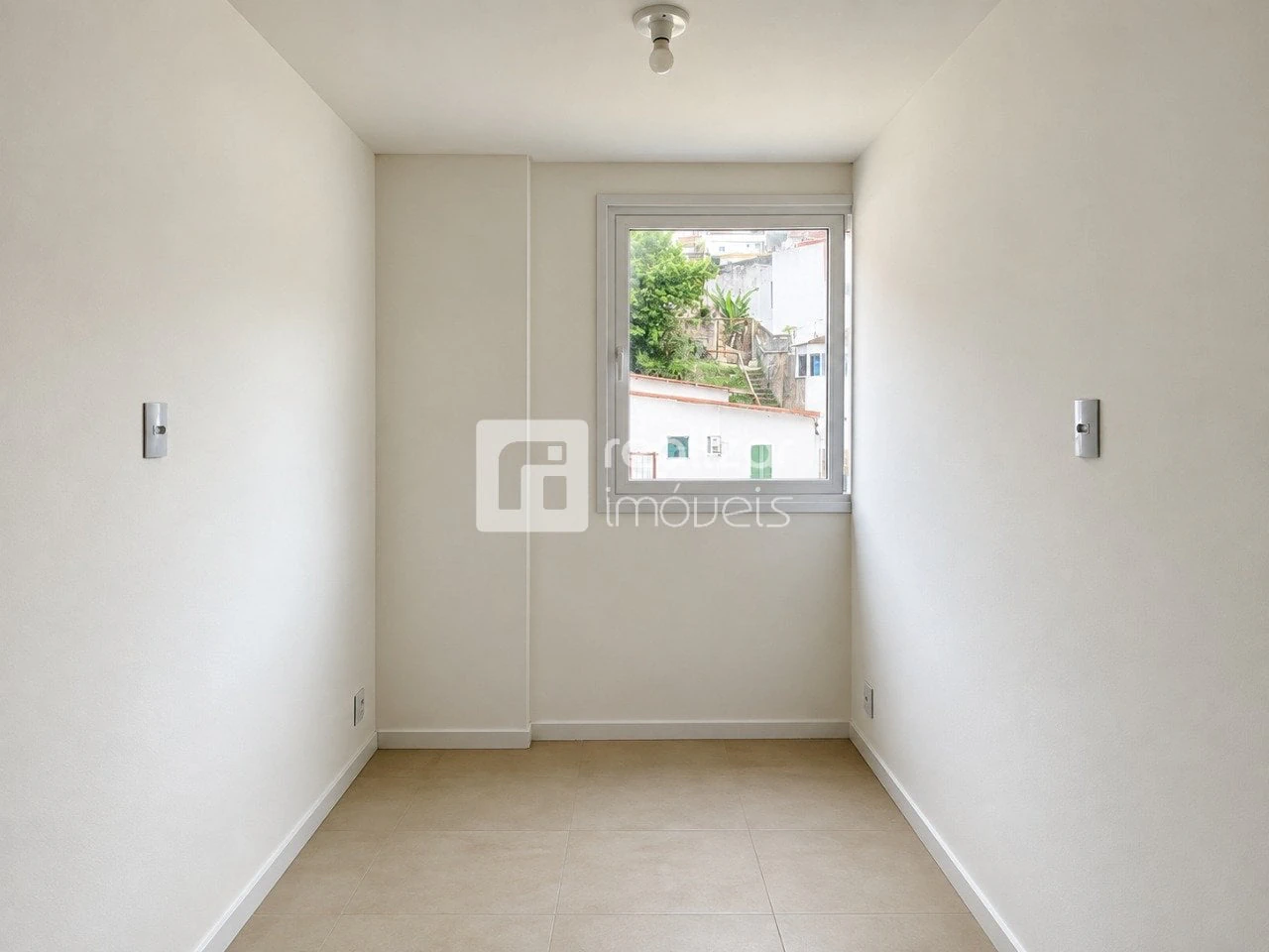 Apartment, 37 m², with a grill on the balcony — photo 16