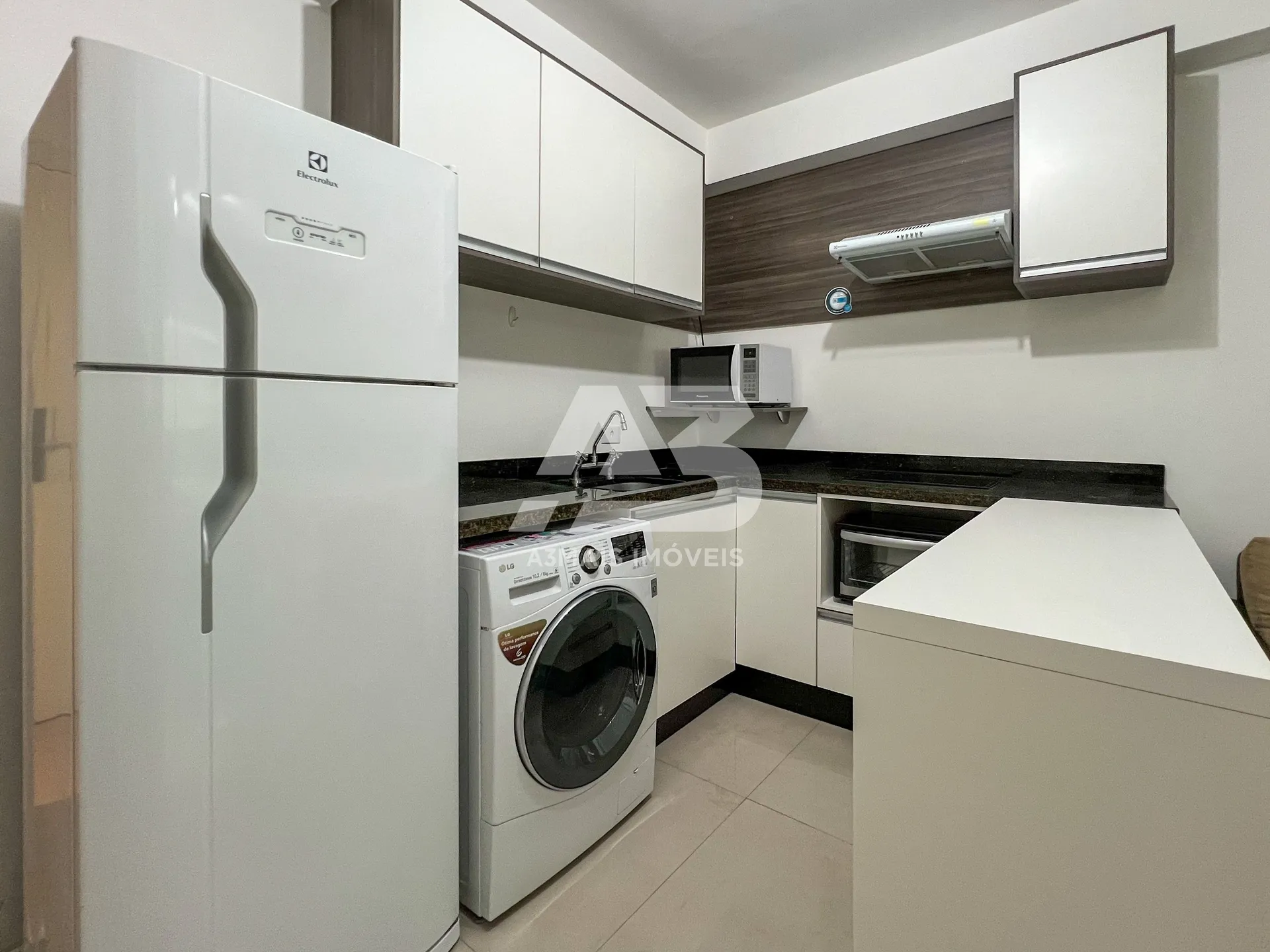 Furnished studio, 30 m², with a washing machine — photo 4