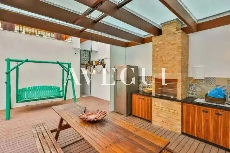 Furnished house with 4 bedrooms and 5 bathrooms — photo 17
