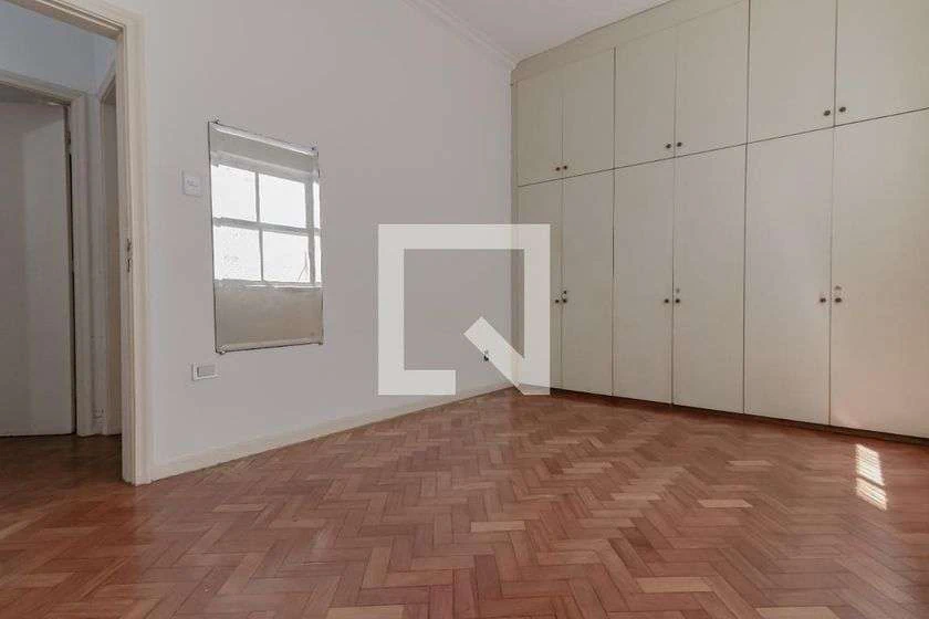 Rental apartment with 3 bedrooms, 160 m² and balcony — photo 11