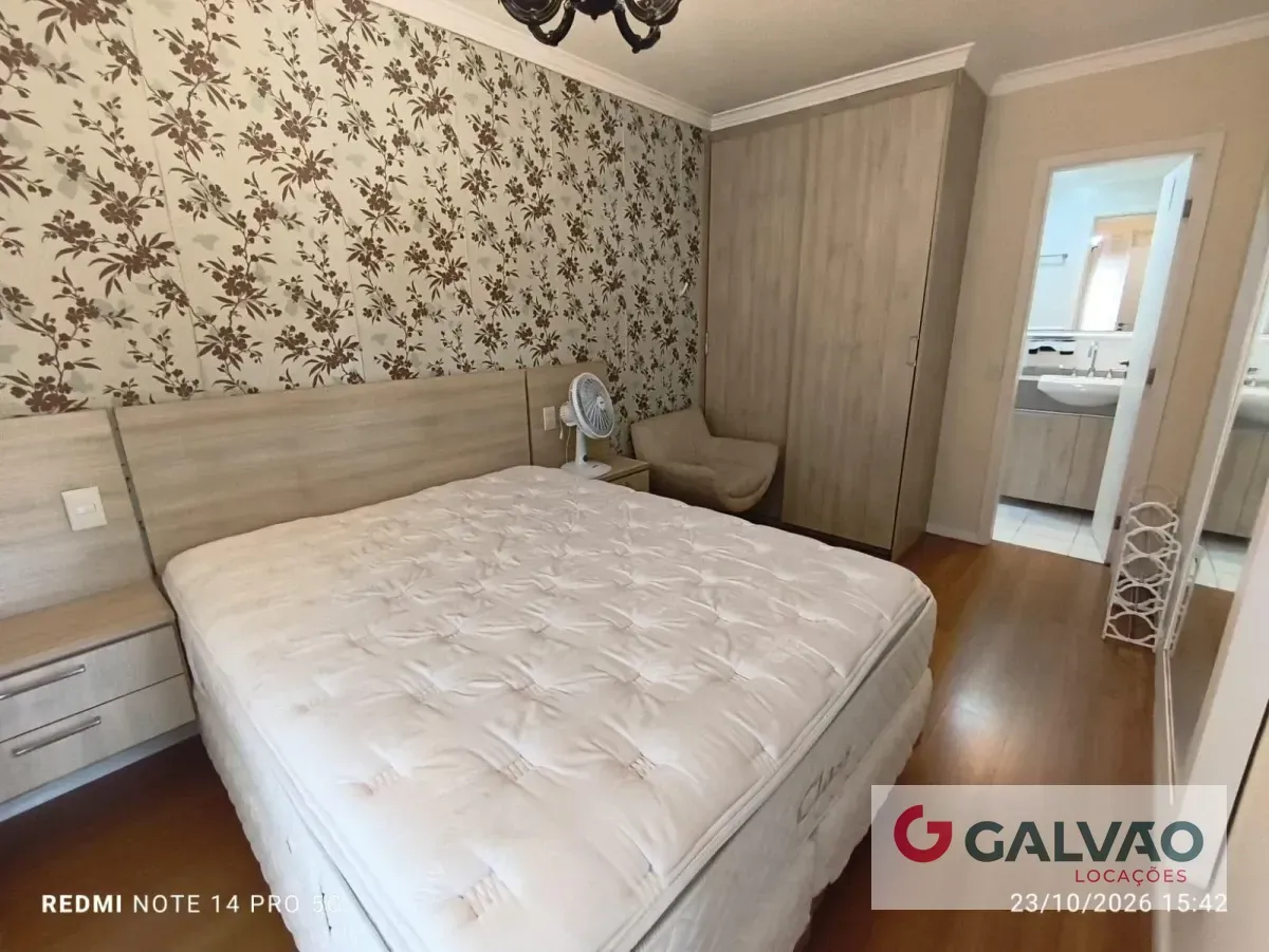 Квартира 185 м² з панорамними вікнами та заскленим балконом — photo 16