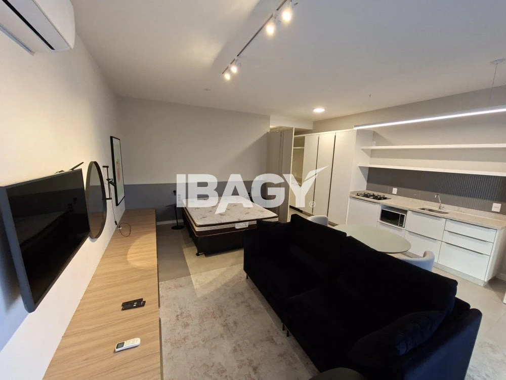 Studio de 44 m² com 1 quarto, varanda e 1 vaga — photo 2