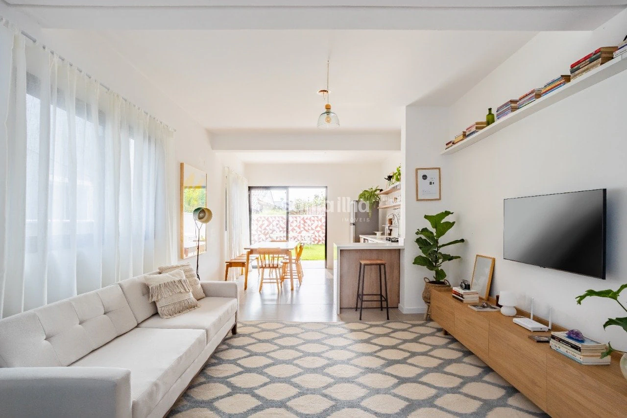 Furnished house, 127 m², with a private BBQ