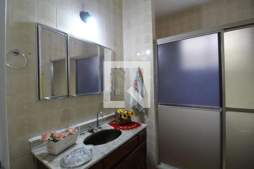 Casa de 3 dormitorios, 1 con baño propio, 545 m² — photo 28