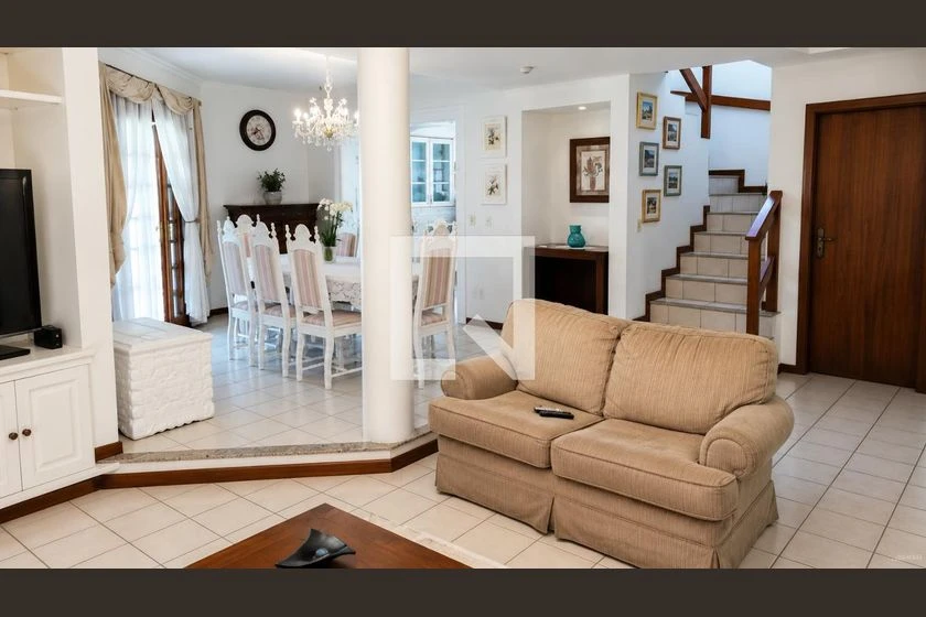 Casa amueblada con 4 dormitorios en suite y cocina a gas — photo 5