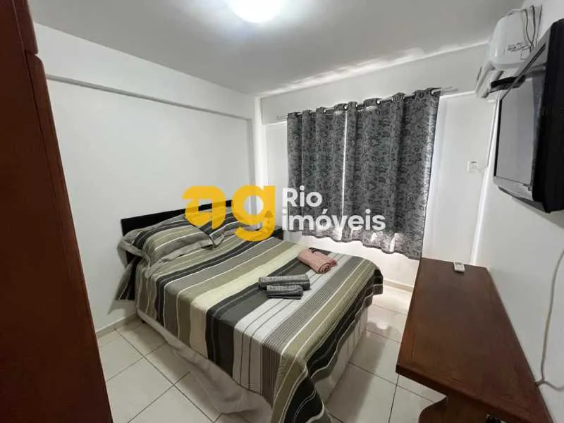 Apartamento mobiliado com 3 quartos e 3 banheiros — photo 19