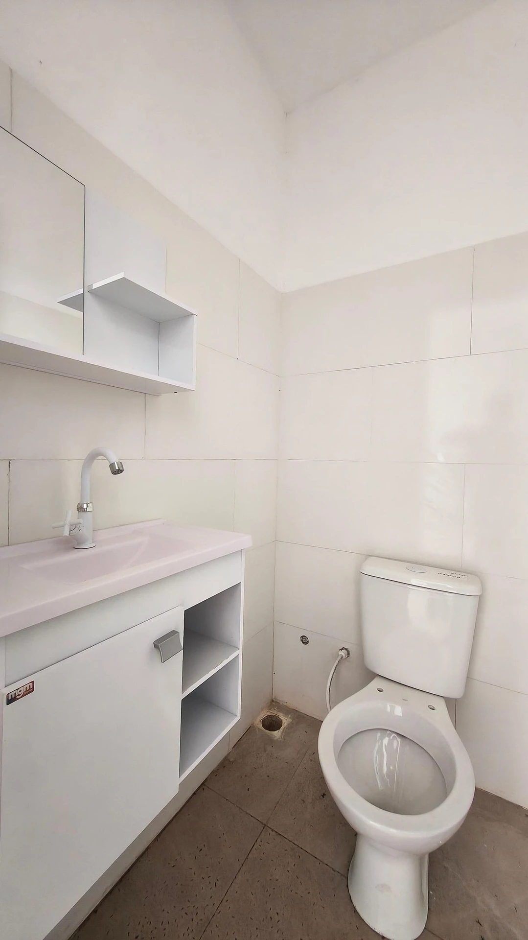 Unfurnished house with 3 bedrooms and 3 bathrooms — photo 40