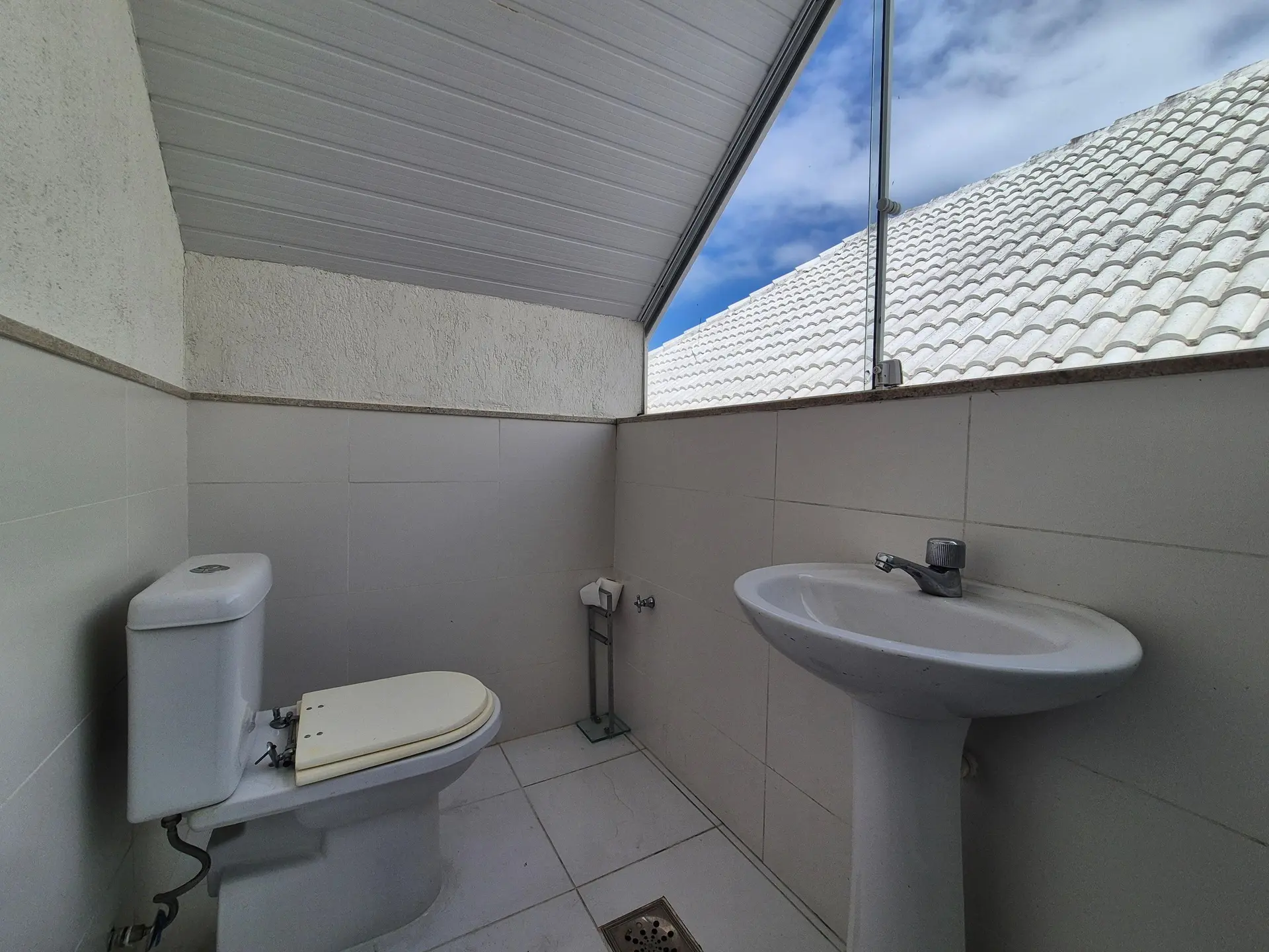 Casa de 373 m² com piscina privativa e lava-louças — photo 57