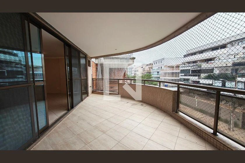 Apartamento com 3 suítes, varanda e 193 m² — photo 7