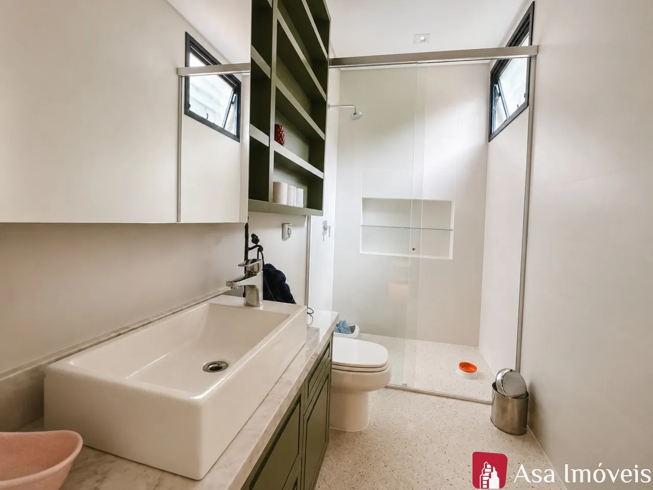 Furnished house with 4 bedrooms and an open-plan kitchen — photo 5