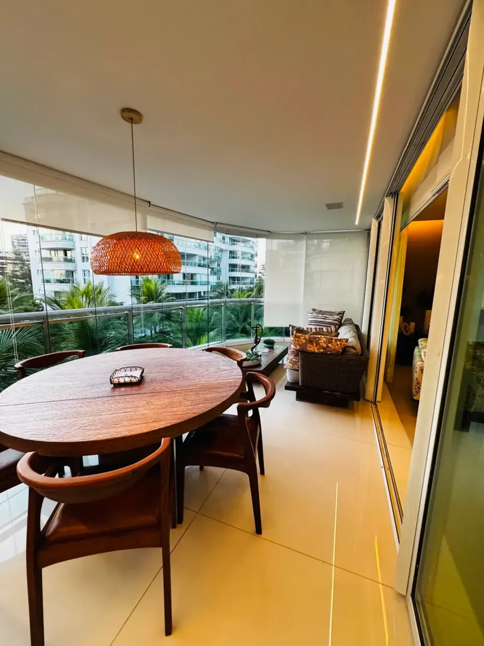 Furnished apartment with 4 bedrooms and open-plan kitchen — photo 13