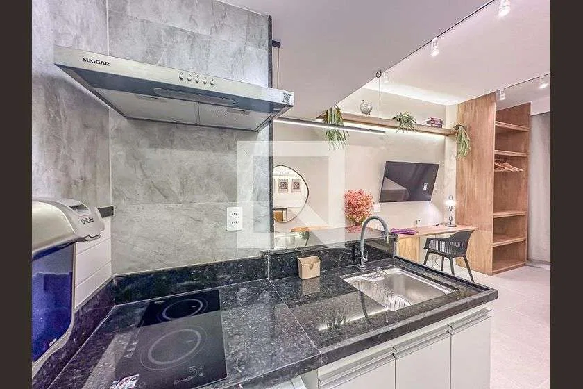 Apartamento mobiliado de 1 quarto com cozinha integrada — photo 17